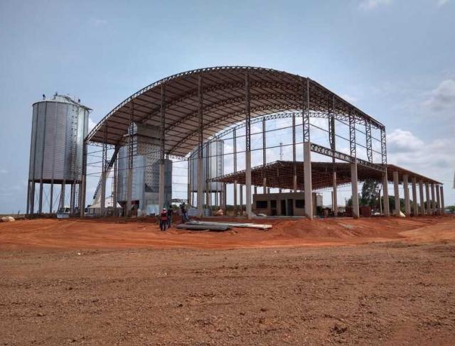 Construção de barracões 